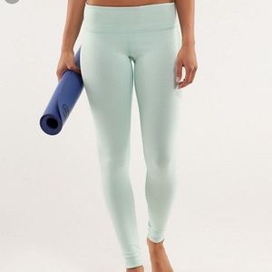 LULULEMON MINT GREEN LEGGINGS FULL LENGTH